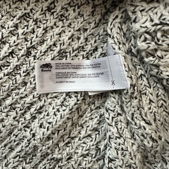 Roots Snowy Fox Turtleneck Sweater - Picture 5 of 7